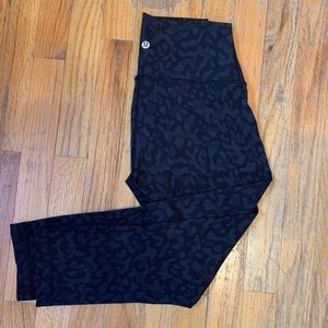 Lululemon wunder under crop (21’) full on luxtreme